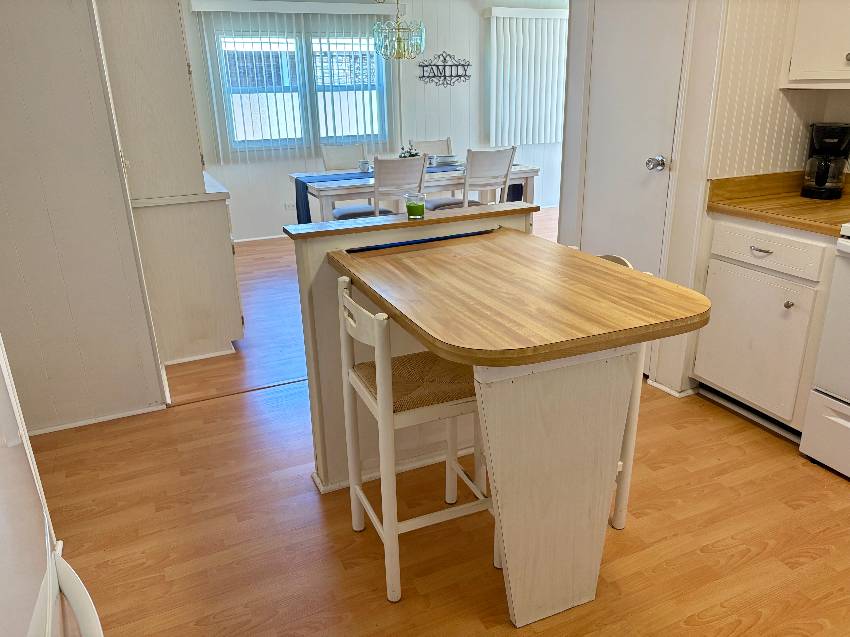 433 Bimini a Venice, FL Mobile or Manufactured Home for Sale